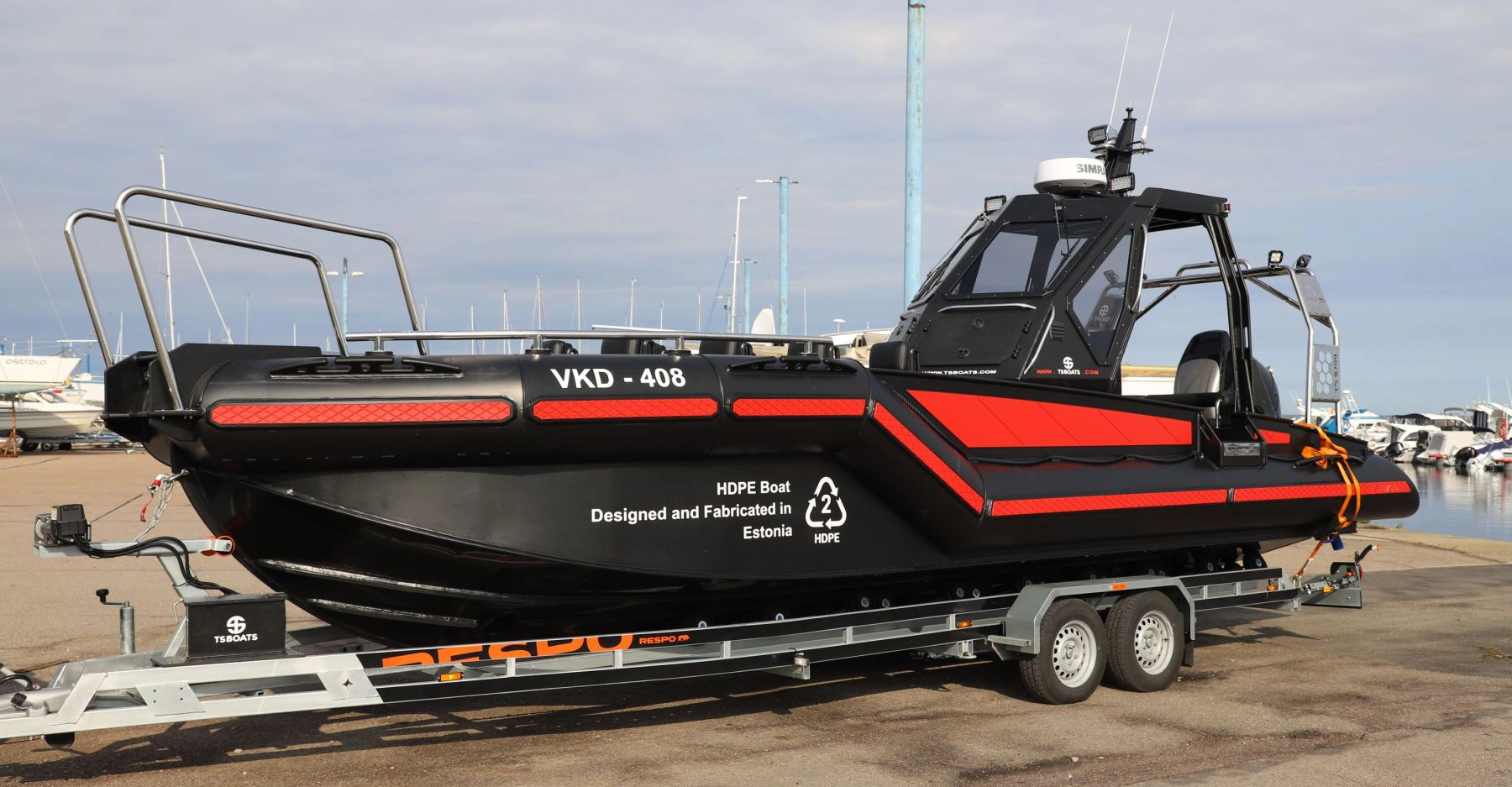 TSBoats Professional Line Side View
