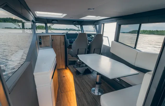 Reval Grade G11 Interior Overview