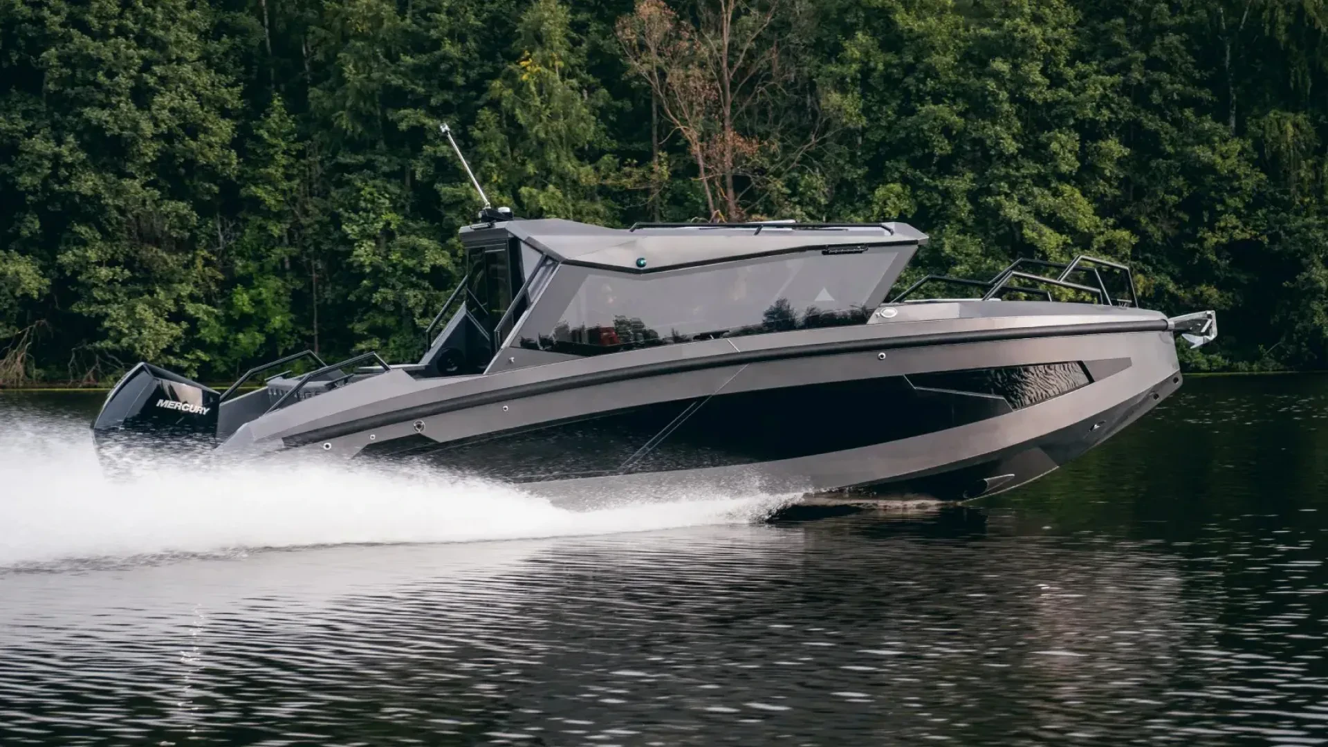 Reval Grade G8 Boat Side View